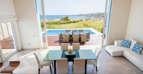 Luxury Bay View Villa 20 Right On Τhe Beach